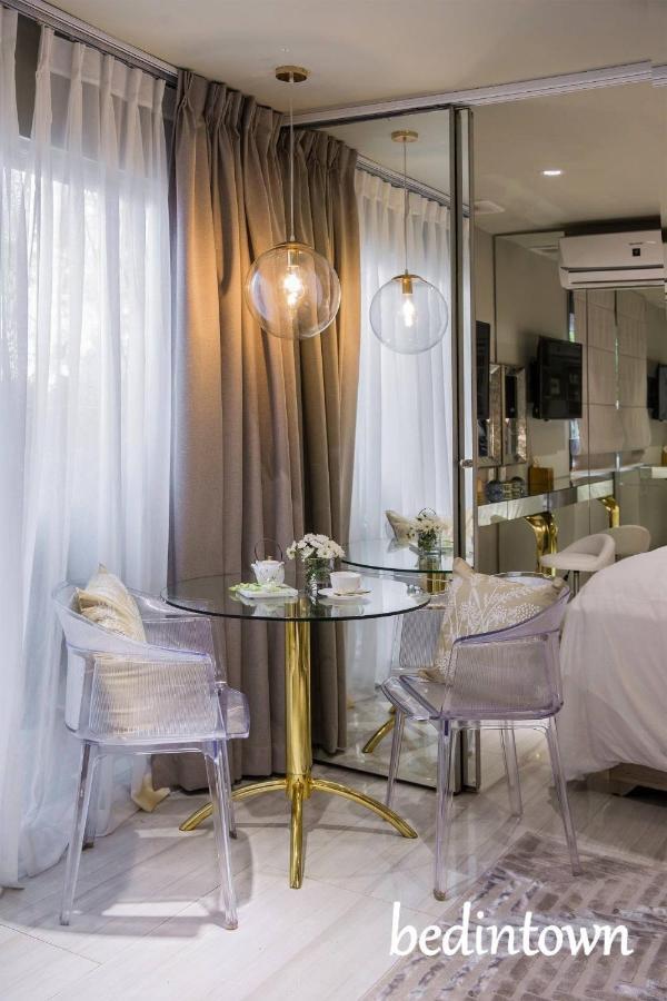 Khách sạn hẻo lánh Bed In Town Saigon
